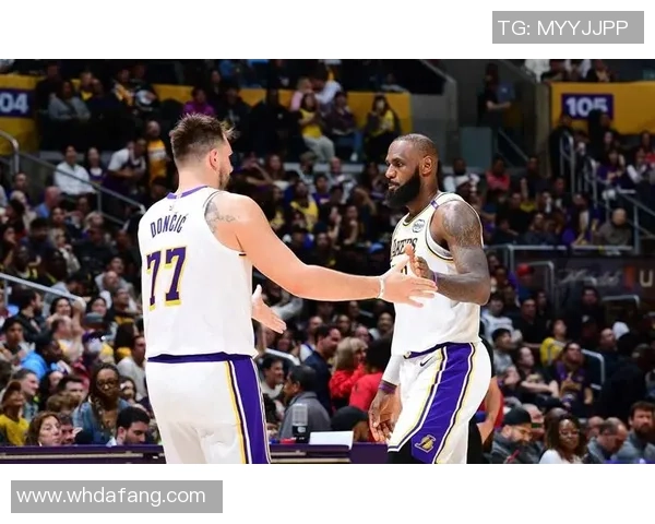 湖人对阵灰熊精彩全场录像回放回顾与分析