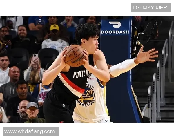 136-131!杨瀚森未上台,库里48分难救主,开拓者险胜勇士 136-131!杨瀚森未上台,库里48分难救主,开拓者险胜勇士